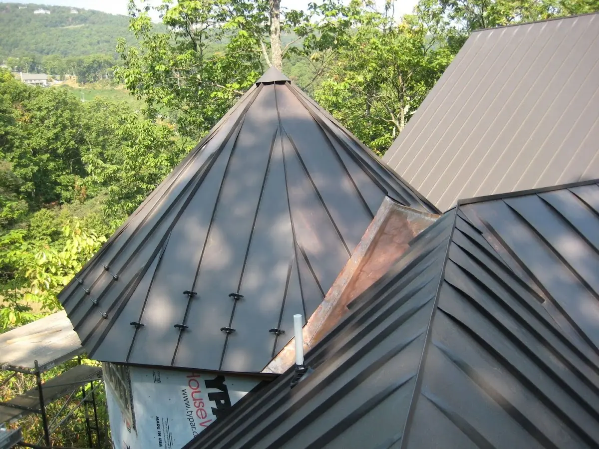 Professional Gutter Cleaning by Craftsman Roofing in Morro Hills